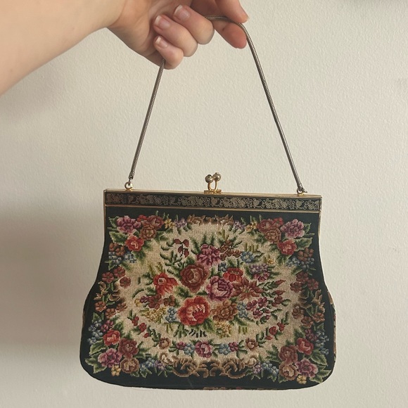 Vintage Handbags - Antique floral tapestry clutch purse
